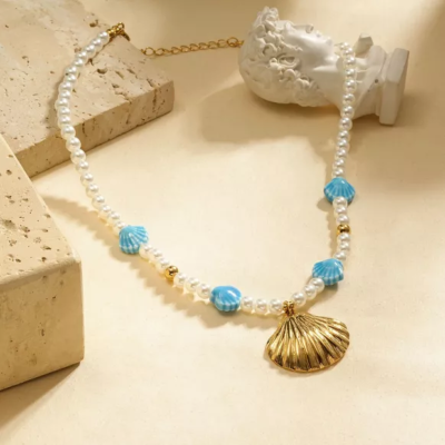 COLLIER - COQUILLAGE ET PERLES BLANCHE - ACIER INOXYDABLE