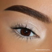 OMBRE A PAUPIERES - BLANC NACRE - MOIRA 
