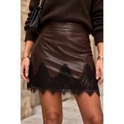 JUPE EN FAUX CUIR VEGAN AVEC DENTELLE - MARRON - INVOGUE